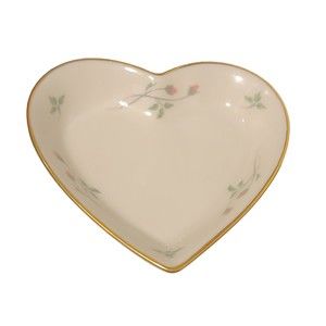 Lenox Rose Manor White Gold‎ Floral Porcelain Heart Shaped Trinket Dish